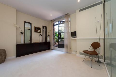 undefined, Trevor Square, London SW7