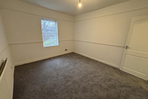 undefined, Flat 2, Bootle L20