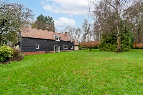 4 bedroom detached house for sale, Cambridge Road, Saffron Walden CB11