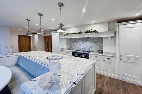 5 bedroom detached house for sale, Main Street, Leeds LS25