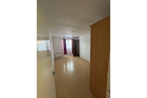 undefined, Copenhagen Close, Luton, LU3