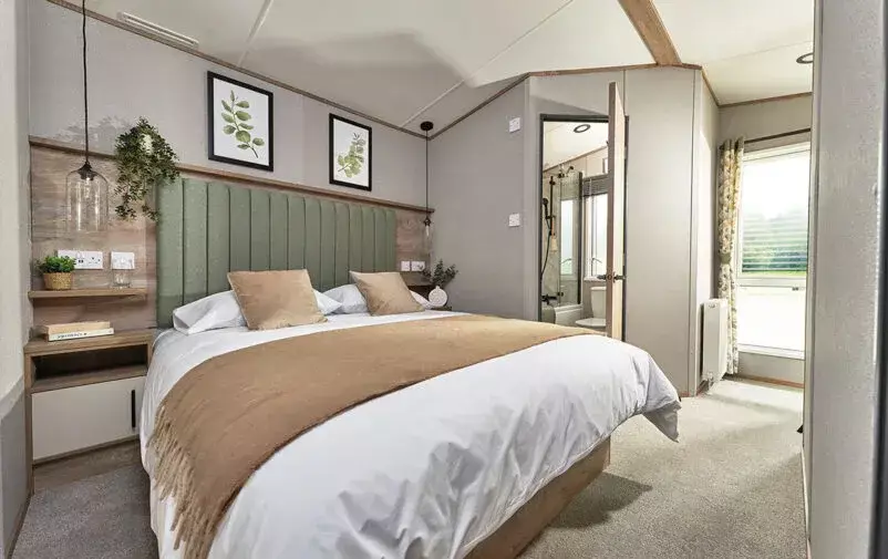 Abi Beverley Primary Bedroom Door 1136 Edit 802x50