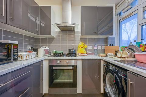 undefined, Bow Road, London E3