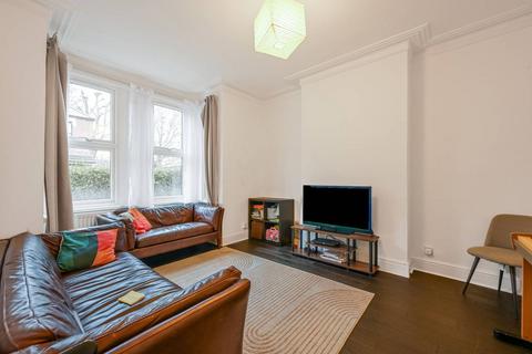 4 bedroom end of terrace house to rent, London E3