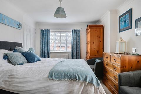 undefined, Northfields, Bulkington, Devizes