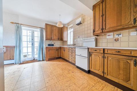undefined, Bicester Road,  Long Crendon,  HP18