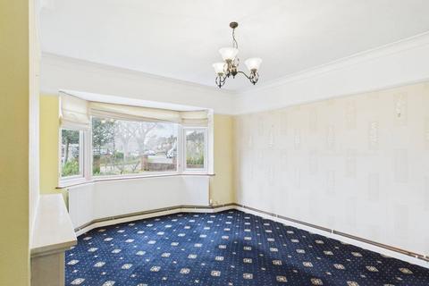 4 bedroom house for sale, Grosvenor Road, Staines-upon-Thames, Surrey, TW18