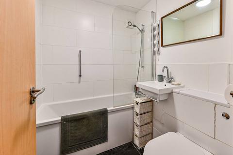 1 bedroom flat for sale, Balls Pond Road, Islington, London, N1