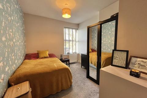 3 bedroom end of terrace house for sale, New Road, Tintwistle, Glossop