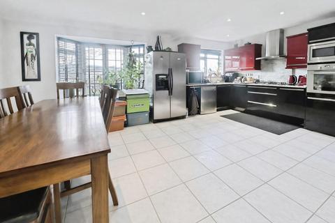 4 bedroom semi-detached house for sale, The Birches, Bushey WD23