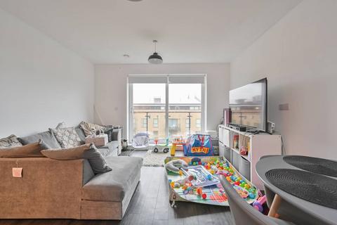 2 bedroom flat for sale, The Embankment, Hemel Hempstead, HP3