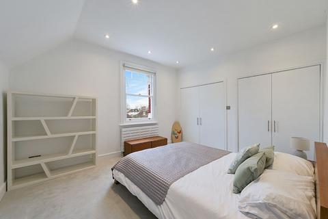 undefined, Langley Avenue, Surbiton KT6
