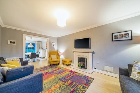 4 bedroom detached house for sale, Trenear Close, Orpington