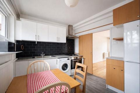 2 bedroom apartment to rent, Albion Road, London N16