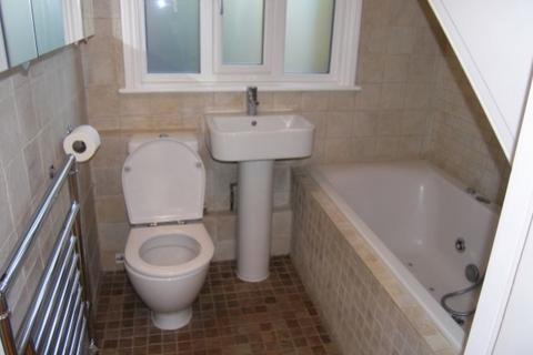 2 bedroom apartment to rent, Kinburn Drive Egham Hill, Egham, Surrey, TW20