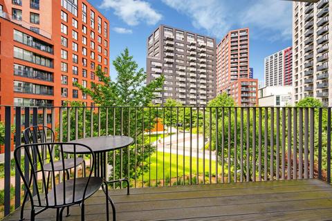 2 bedroom flat to rent, Hercules House, London City Island, London, E14