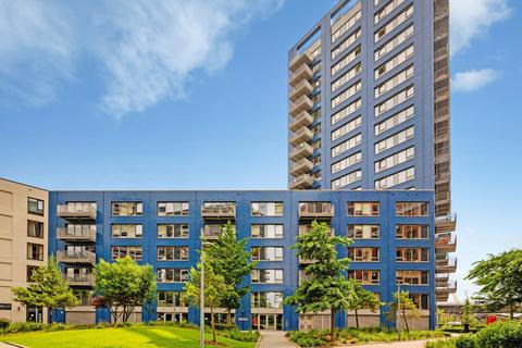 2 bedroom flat to rent, Hercules House, London City Island, London, E14
