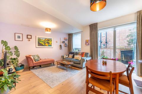 Rockhall Road, Willesden Green, London, NW2