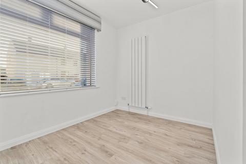 undefined, Forth Avenue, Larbert, FK5