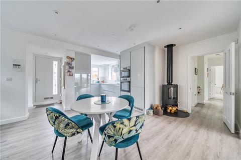 4 bedroom detached bungalow for sale, Carisbrooke Court, Romsey, Hampshire