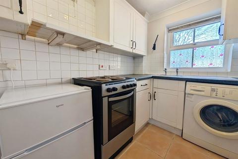 2 bedroom flat to rent, Southampton SO16