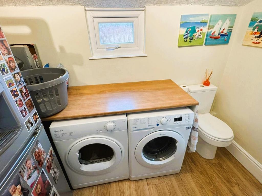 Utility Room / WC
