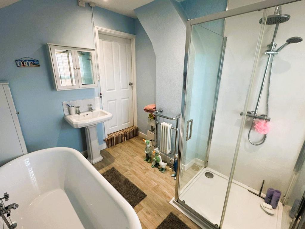 First Floor Bathroom