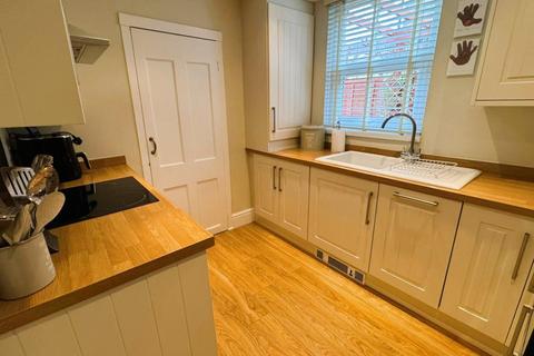 2 bedroom end of terrace house for sale, Kimbolton Road, Higham Ferrers NN10