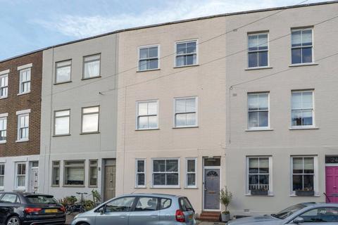 4 bedroom terraced house for sale, Wick Road, Teddington, TW11