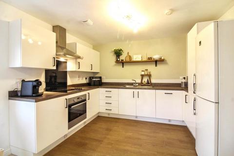2 bedroom apartment for sale, Chappell Close, Aylesbury