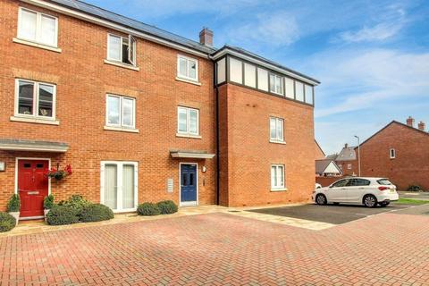 2 bedroom apartment for sale, Chappell Close, Aylesbury