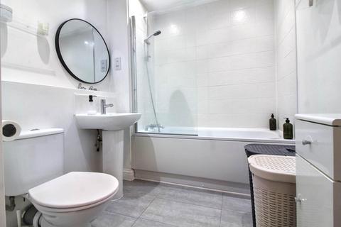 2 bedroom apartment for sale, Chappell Close, Aylesbury