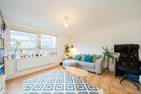 1 bedroom flat for sale, Parkhurst Road, London N7