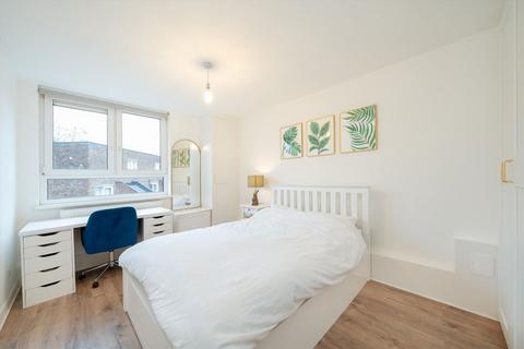 1 bedroom flat for sale, Parkhurst Road, London N7