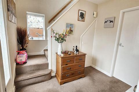 undefined, Primrose Hill, Oadby