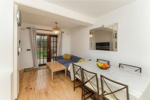 undefined, Chippendale Street, London, E5