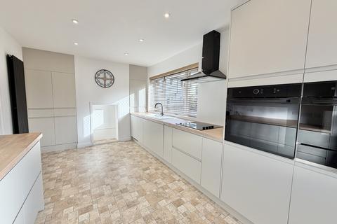 2 bedroom semi-detached bungalow for sale, Orchard Valley, Hythe, Kent