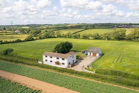 Oxland Lane, Milford Haven SA73