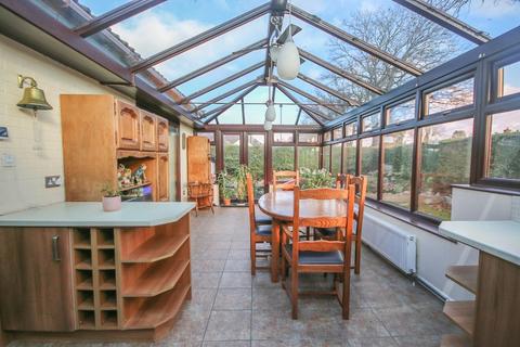 2 bedroom detached bungalow for sale, Ffolkes Drive, King's Lynn, PE30
