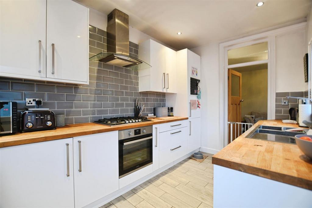 Fitted Kitchen