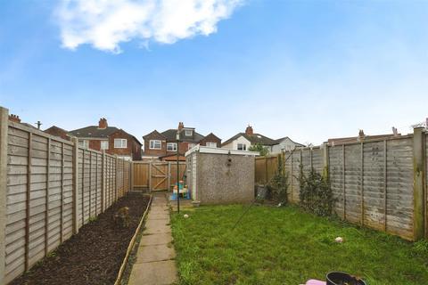 undefined, Savery Street, Hull