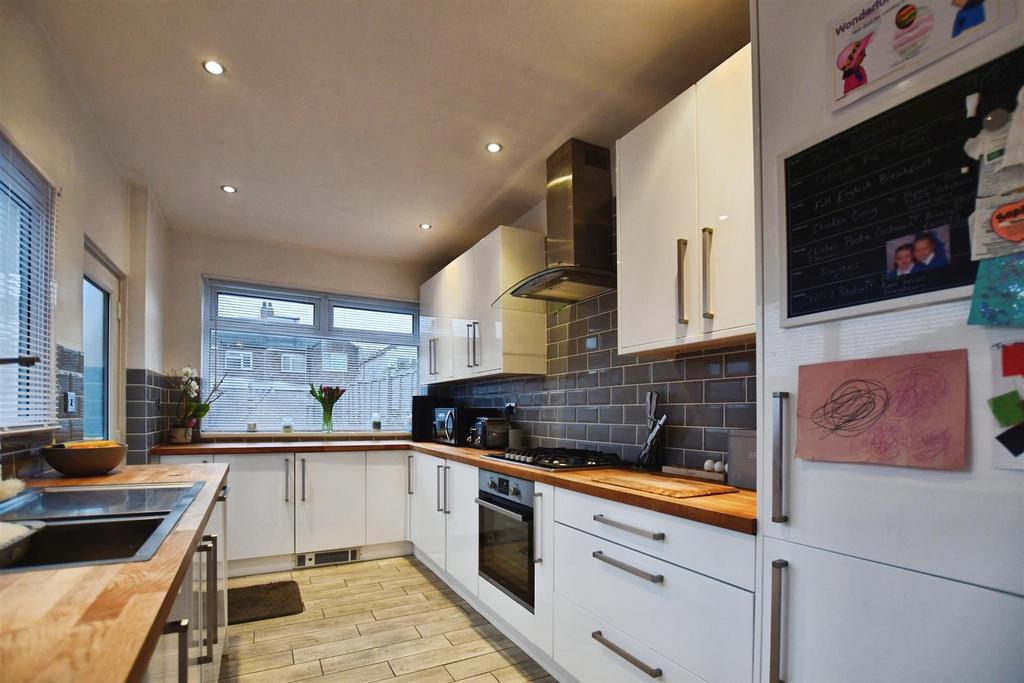 Fitted Kitchen