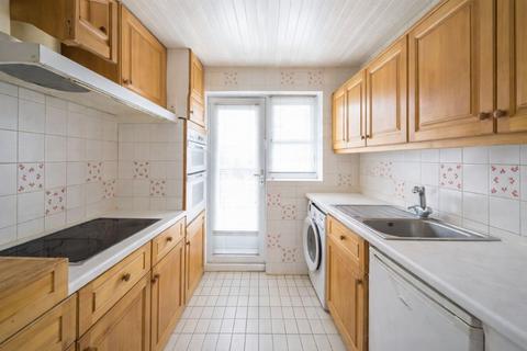 3 bedroom terraced house for sale, 35 Dell Farm Road, Ruislip, Middlesex, HA4 7TX