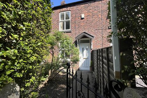 2 bedroom house to rent, Hawthorn Street, Wilmslow, Cheshire