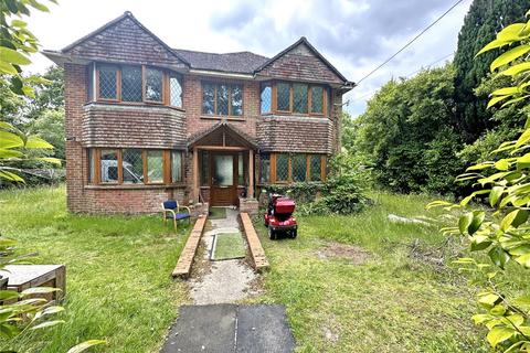3 bedroom detached house for sale, Fernhill Lane, New Milton, Hampshire, BH25