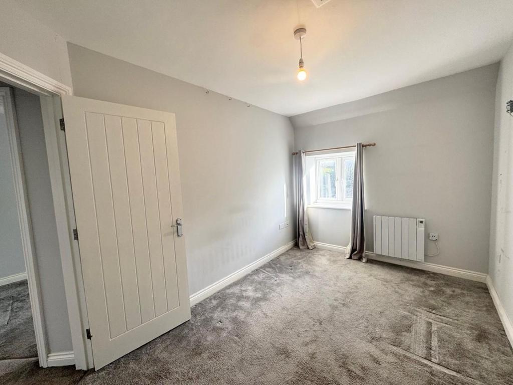 Fresh bedroom 4.jpg