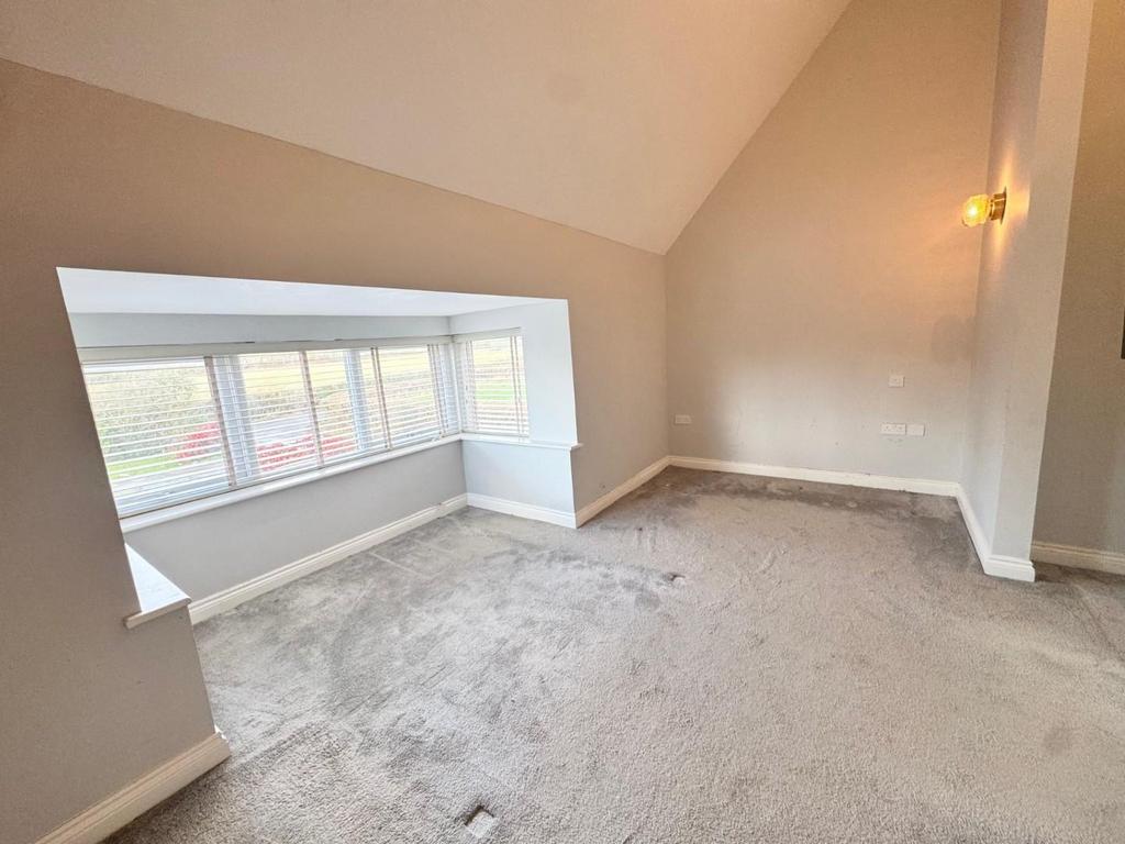 Bedroom 4.jpg