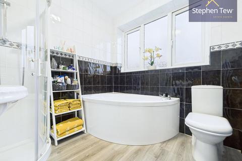 4 bedroom semi-detached bungalow for sale, Annan Crescent, Blackpool, FY4
