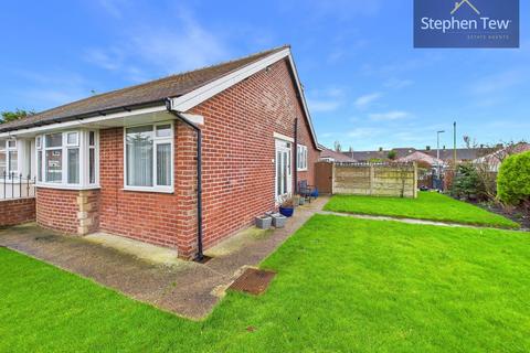 4 bedroom semi-detached bungalow for sale, Annan Crescent, Blackpool, FY4