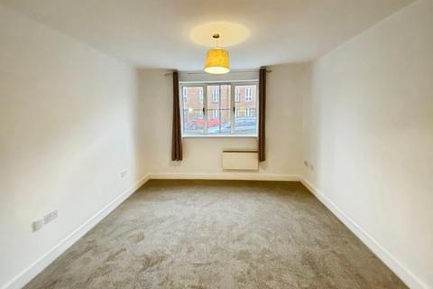 2 bedroom flat to rent, Jervaulx House, York